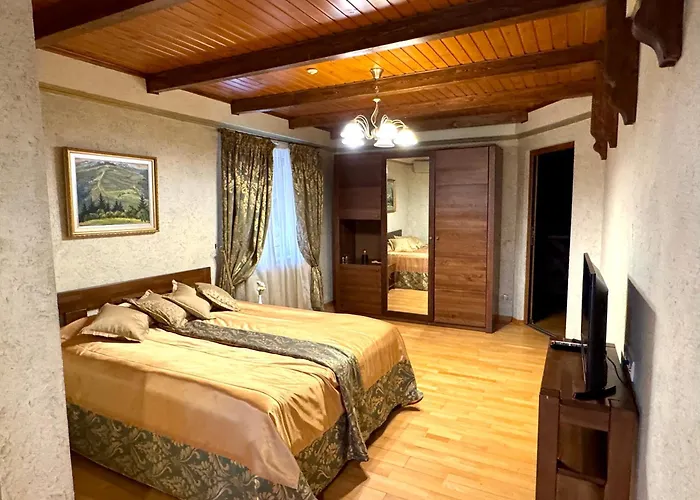 Charda Hotel Ужгород
